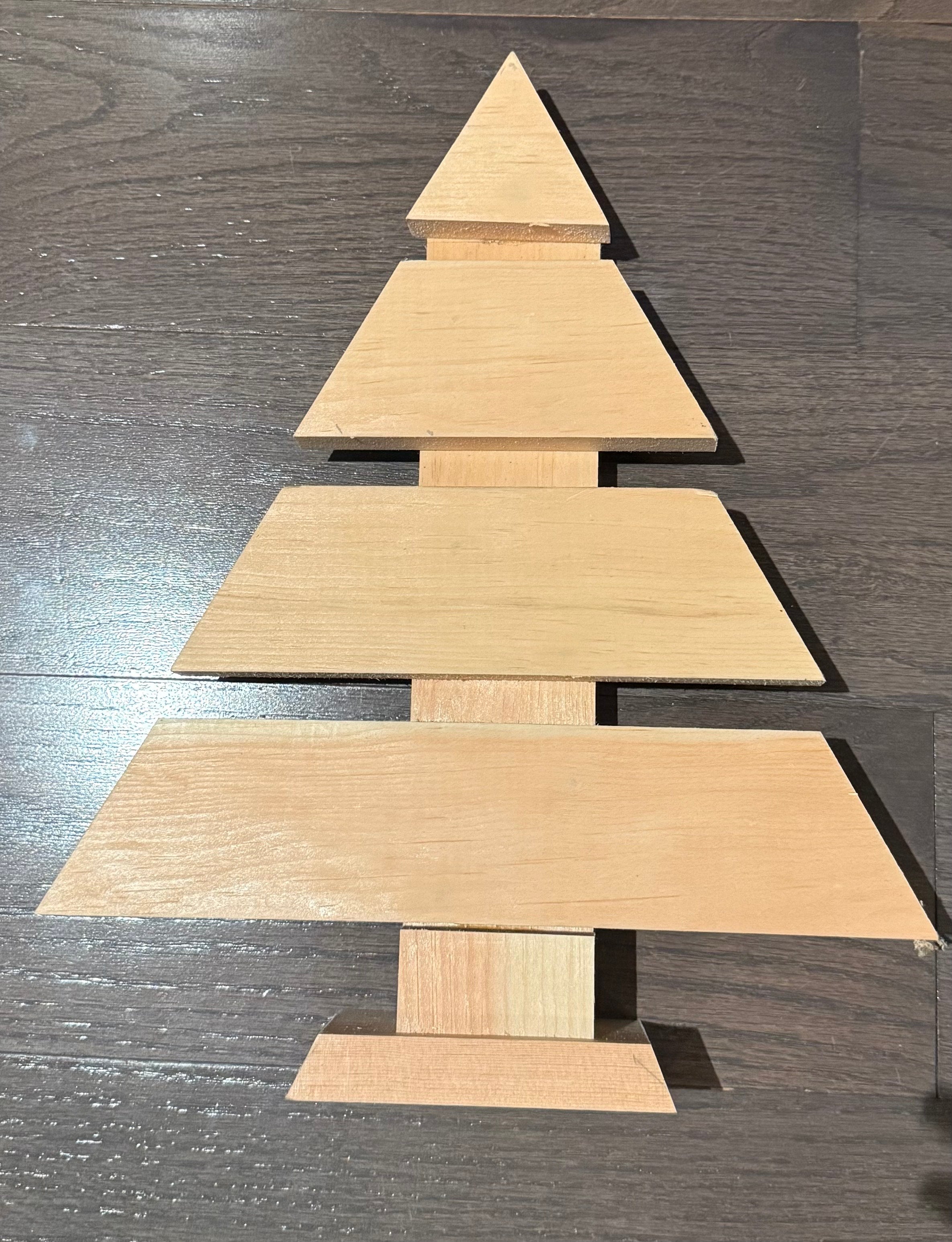 12 Slat Wooden Tree